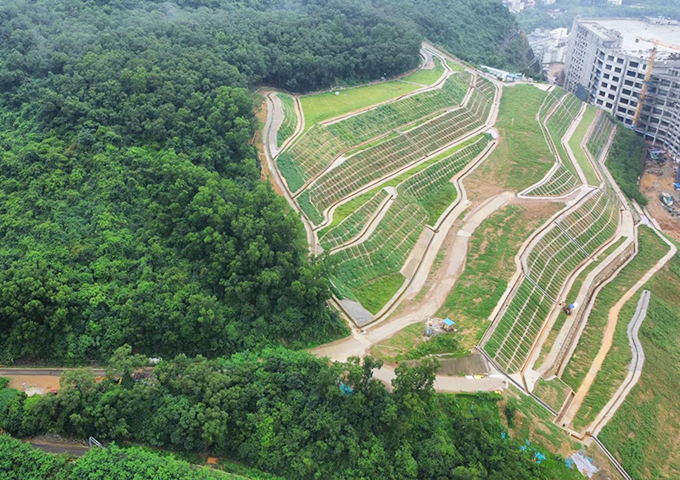 鹽田港拖車綜合服務(wù)中心后方山體滑坡隱患綜合治理搶險(xiǎn)工程勘察、設(shè)計(jì)、施工總承包（EPC）
